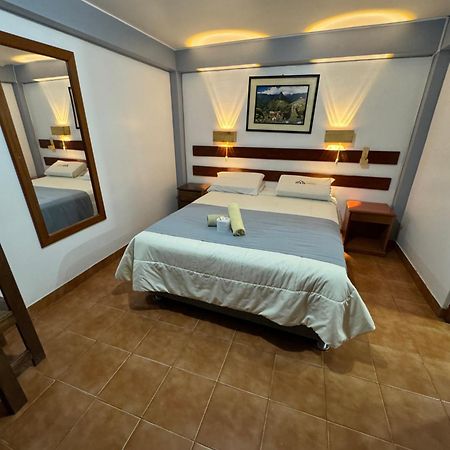 Hotel Alpamayo Guest House ワラス エクステリア 写真