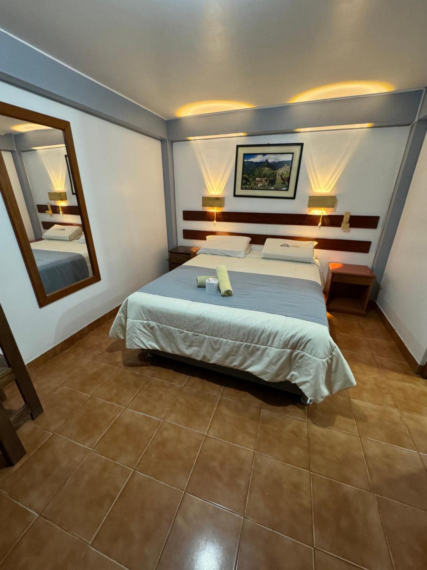 Hotel Alpamayo Guest House ワラス エクステリア 写真